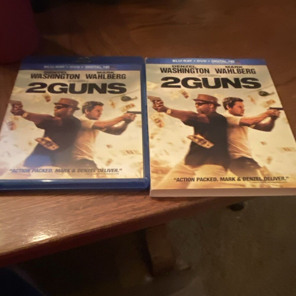 2 Guns Wahlberg Washington Patton Paxton Ward BLU Ray DVD Very Good 2013
